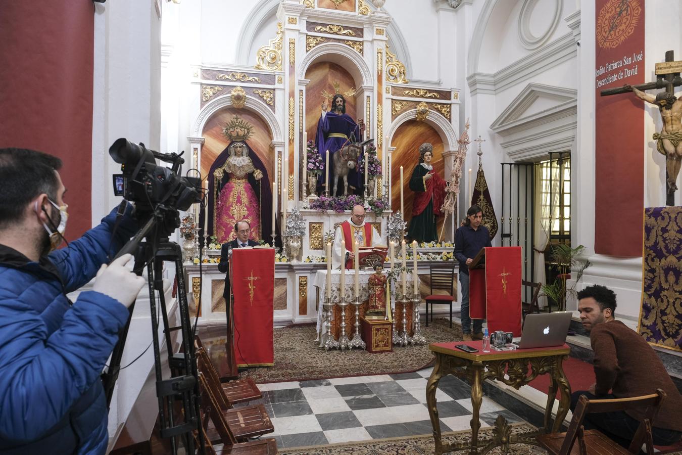 FOTOS | Un Domingo de Ramos atípico en Cádiz