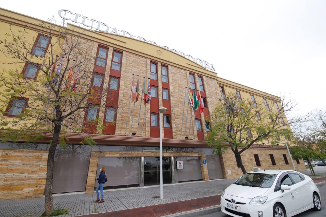 La medicalización del Hotel Ciudad de Córdoba, en imágenes