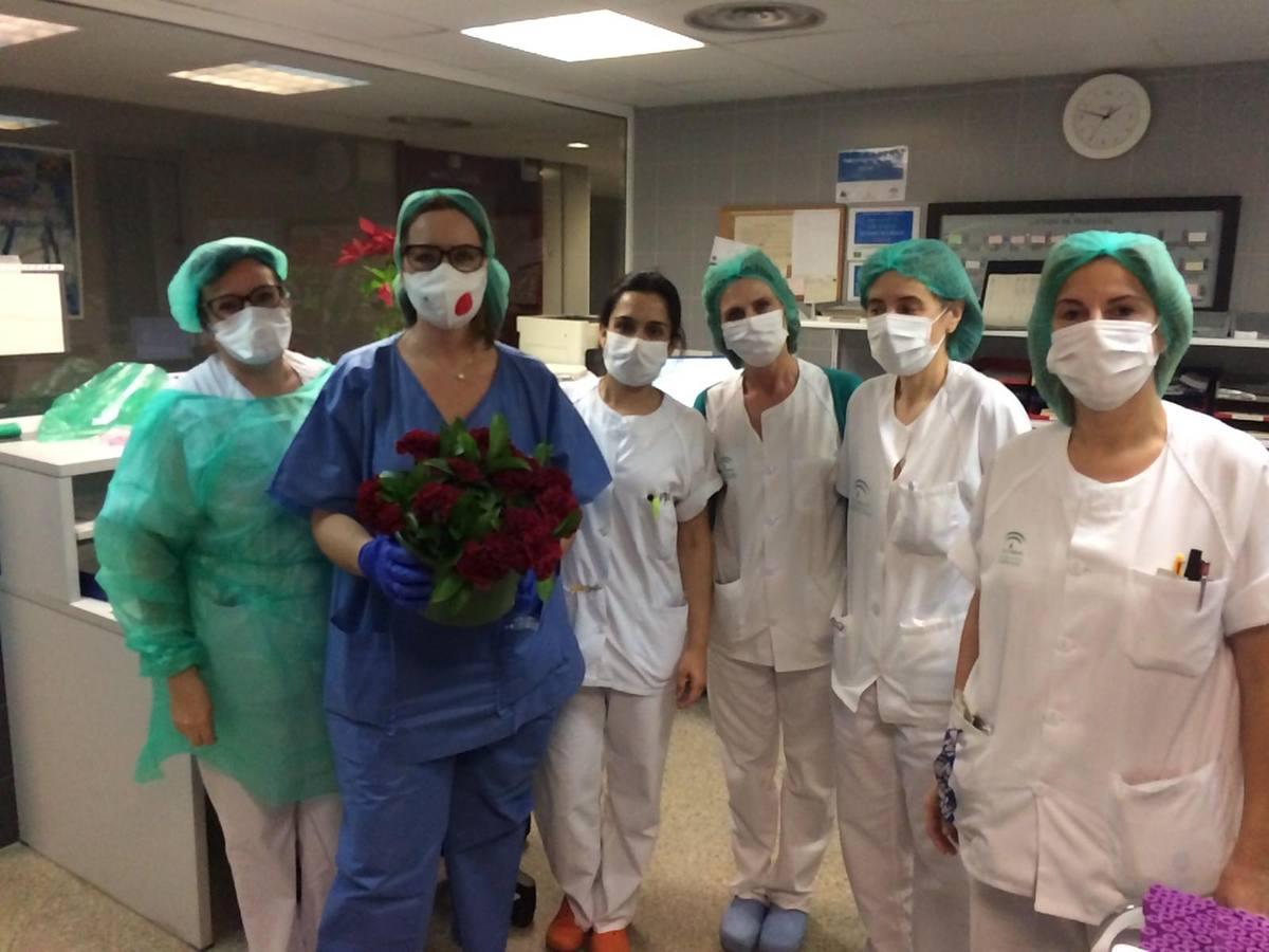 Ofrenda de flores del Baratillo a los hospitales