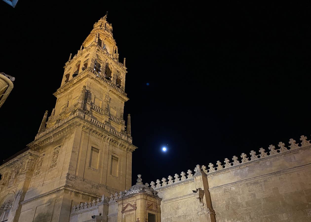 En imágenes, la luna de Nissan vista desde Córdoba