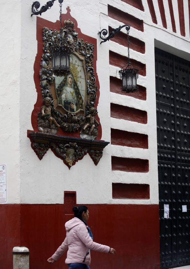 Imágenes de la Semana Santa de Sevilla de 2020: La Soledad