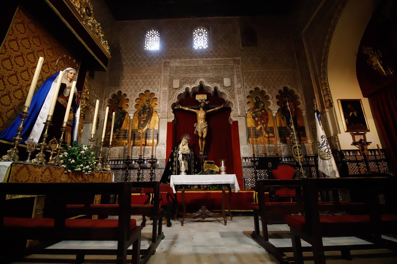 Imágenes de la Semana Santa de Córdoba 2020 | Un Viernes Santo en los templos