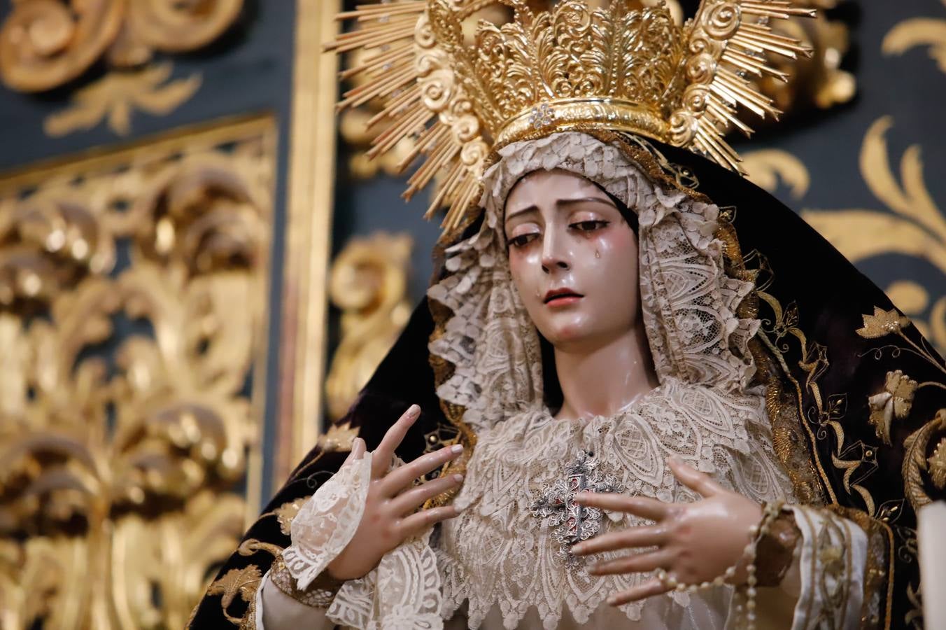 Imágenes de la Semana Santa de Córdoba 2020 | Un Viernes Santo en los templos