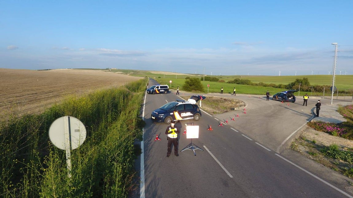 FOTOS: Controles de movilidad de la Policía Nacional en Sanlúcar