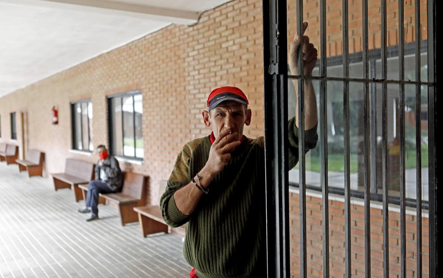 La vida confinada por coronavirus en el Colegio Séneca de Córdoba para los sin techo