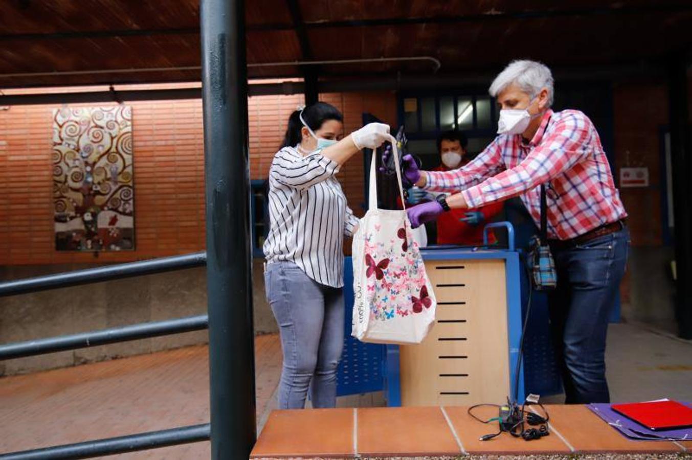 La entrega de material del Agente Tutor de Córdoba, en imágenes