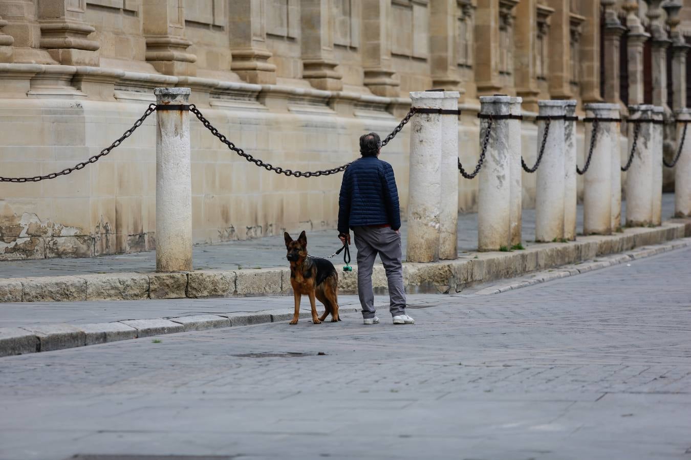 Crisis del coronavirus: Ambiente por las calles del Centro