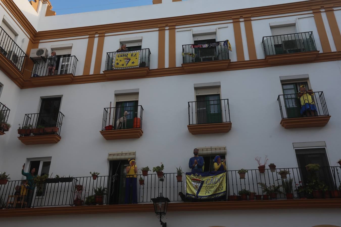 FOTOS: El Cádiz CF y el barrio del Balón en Cádiz