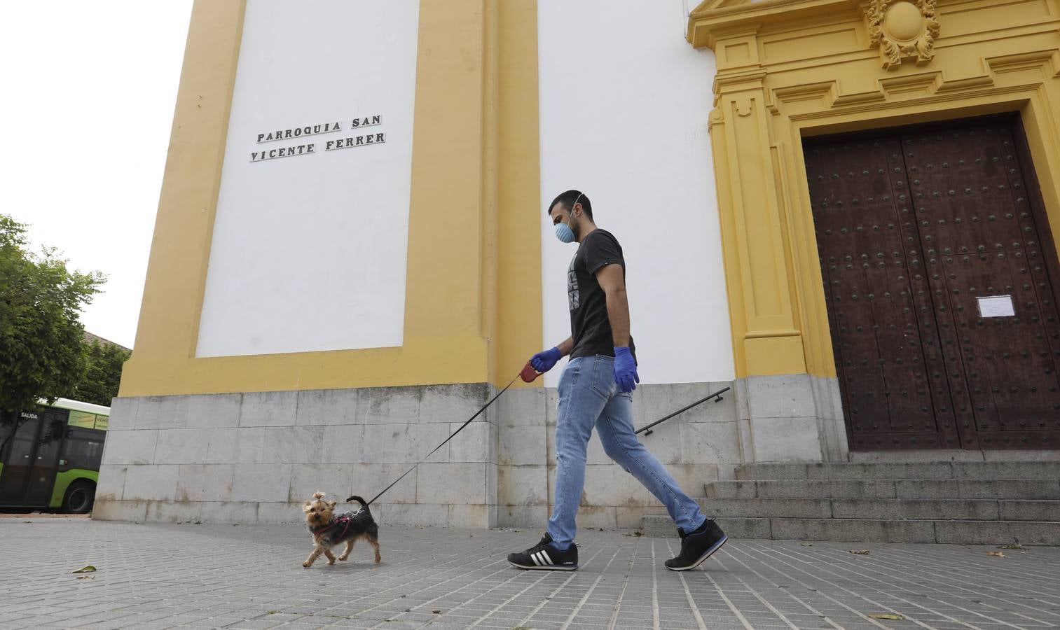 En imágenes, el confinamiento en Cañero, el barrio tranquilo