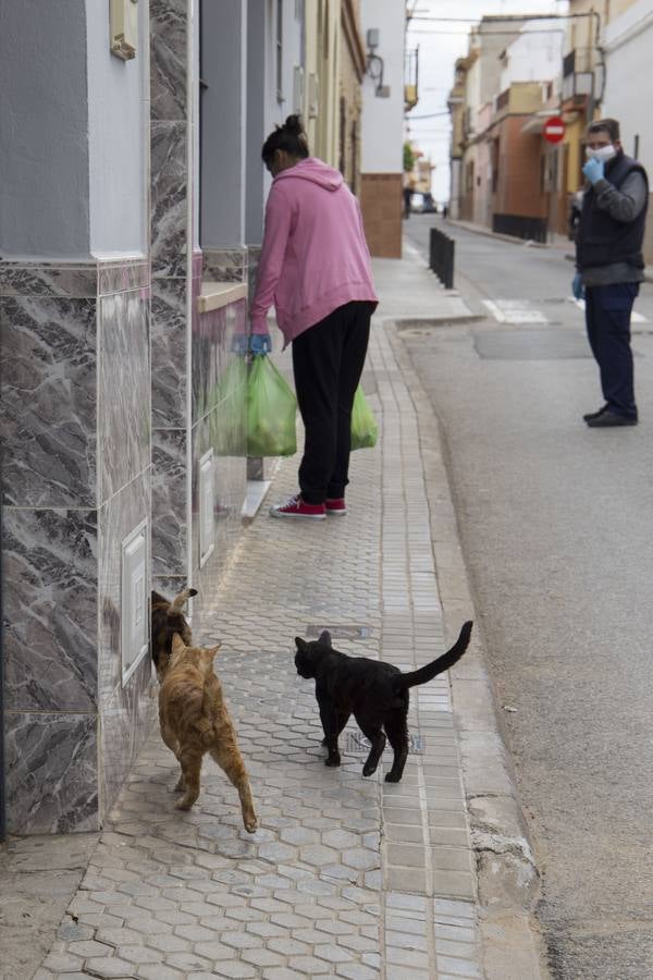 Coronavirus en Sevilla: así se vive en Valdezorras el confinamiento