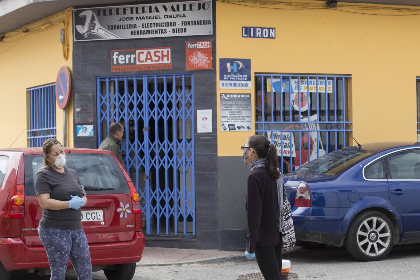 Coronavirus en Sevilla: así se vive en Valdezorras el confinamiento