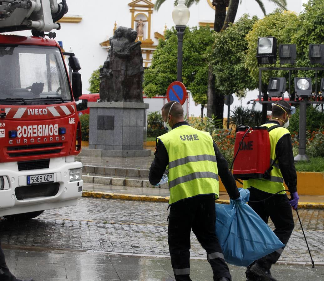 La UME imparte formación sobre prevención y control de coronavirus a los bomberos de Dos Hermanas