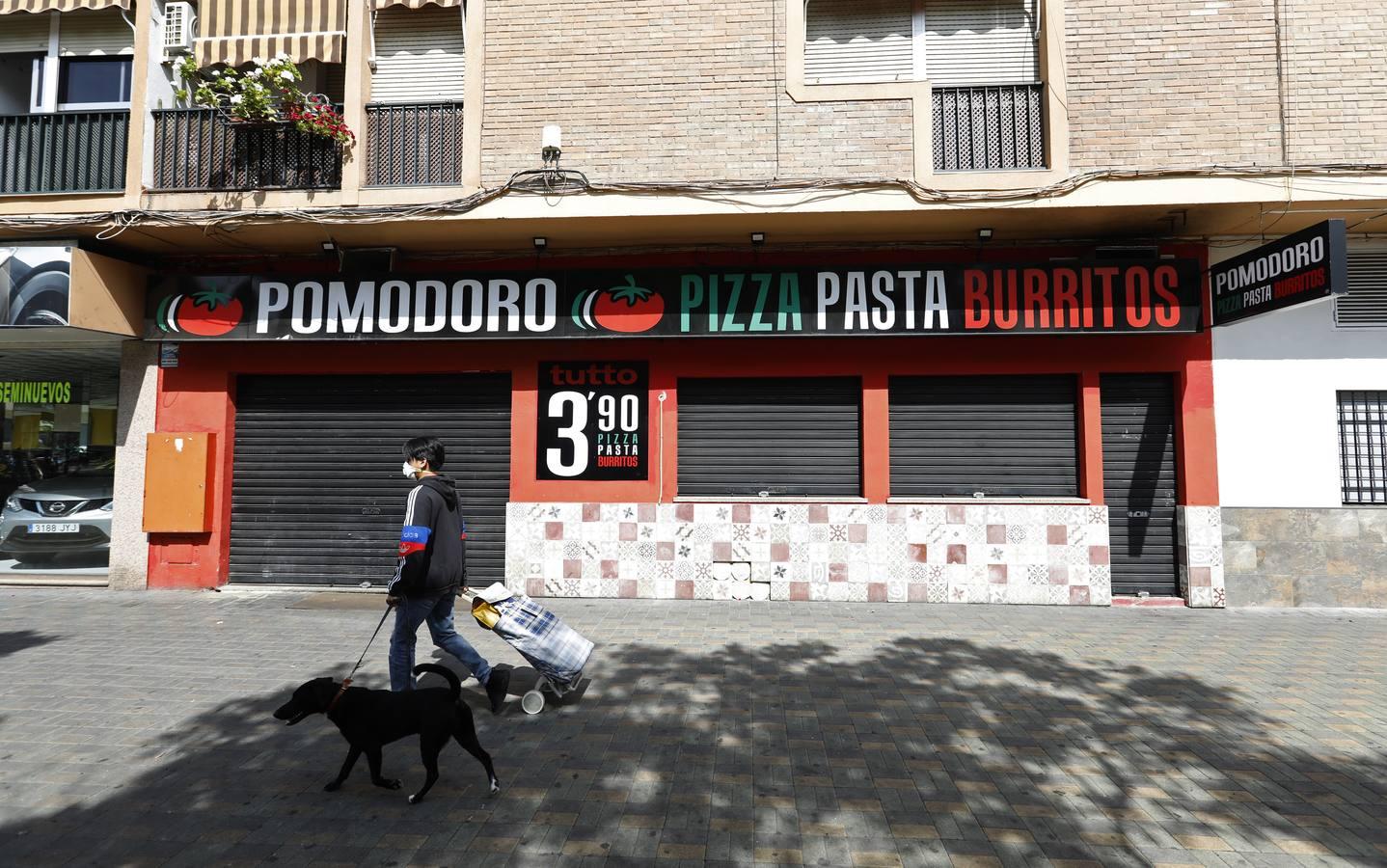 La «pandemia» de bares y restaurantes cerrados de Córdoba, en imágenes