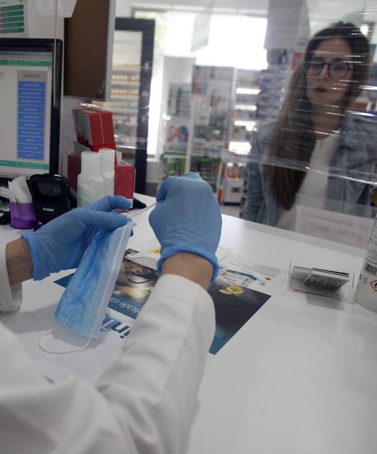 Coronavirus Sevilla: las farmacias ya venden mascarillas al precio fijado