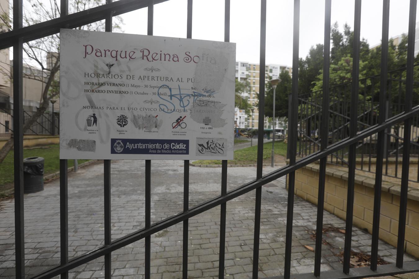 FOTOS: Así están las playas y los parques de Cádiz a unas horas de su reapertura