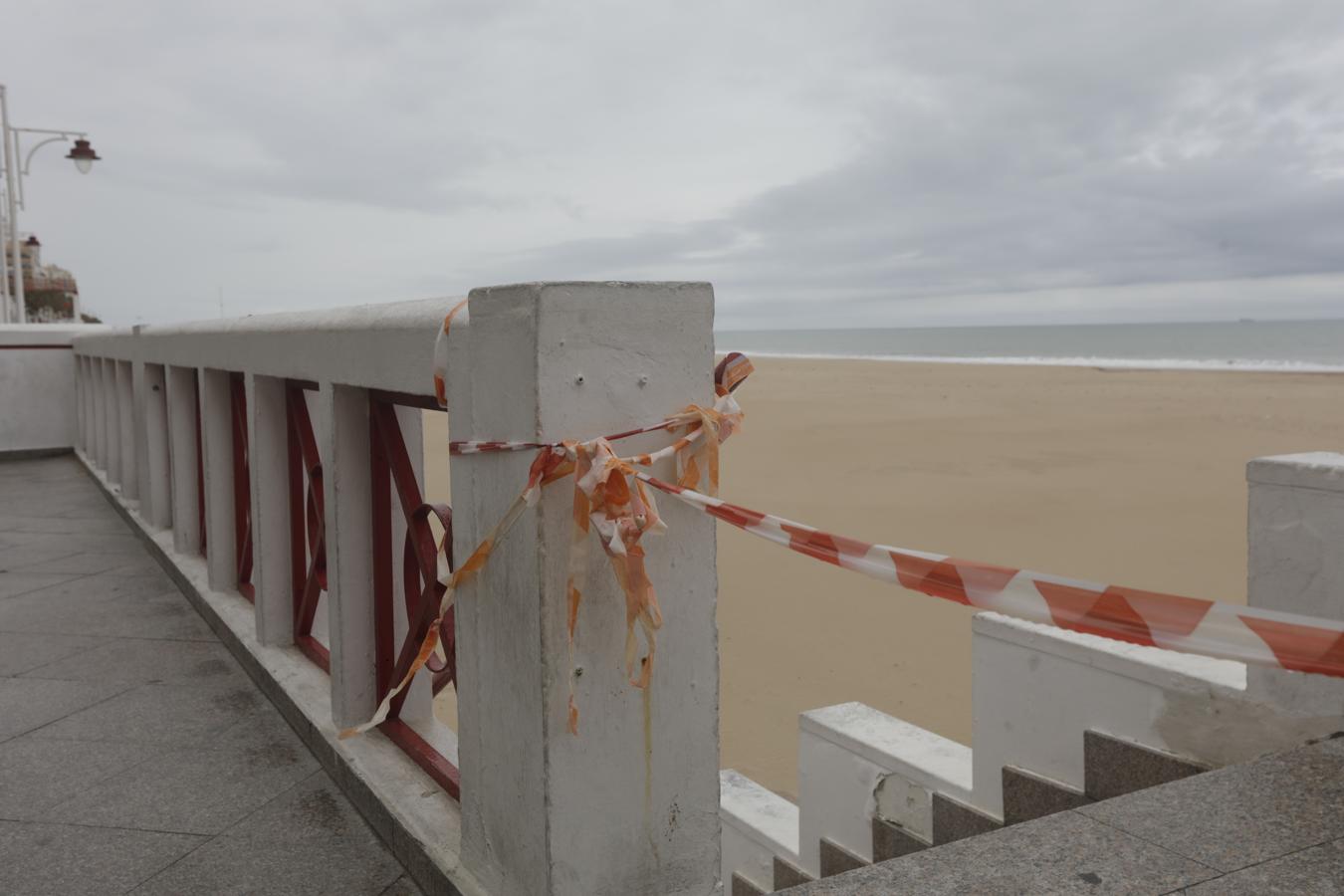 FOTOS: Así están las playas y los parques de Cádiz a unas horas de su reapertura