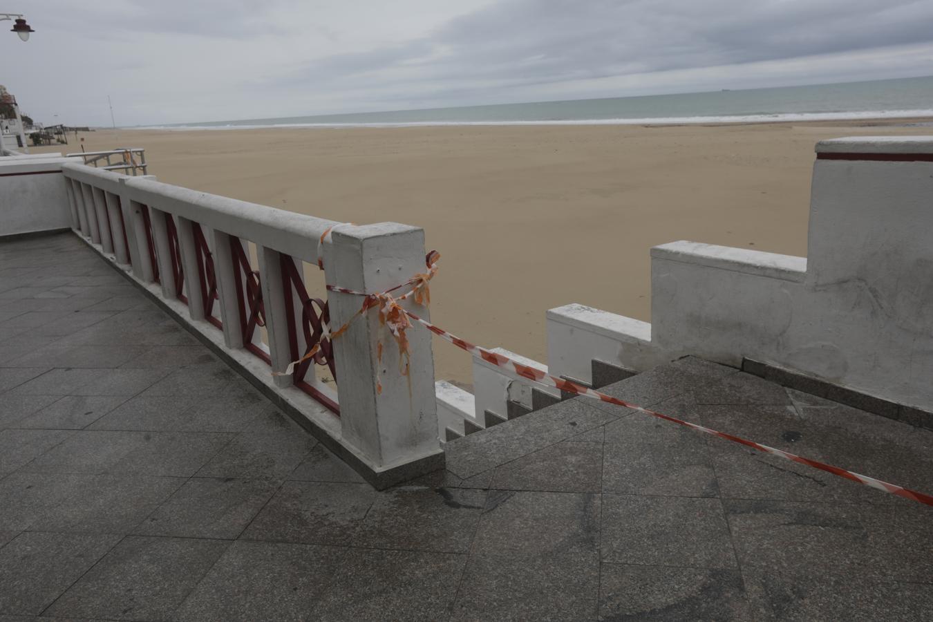 FOTOS: Así están las playas y los parques de Cádiz a unas horas de su reapertura