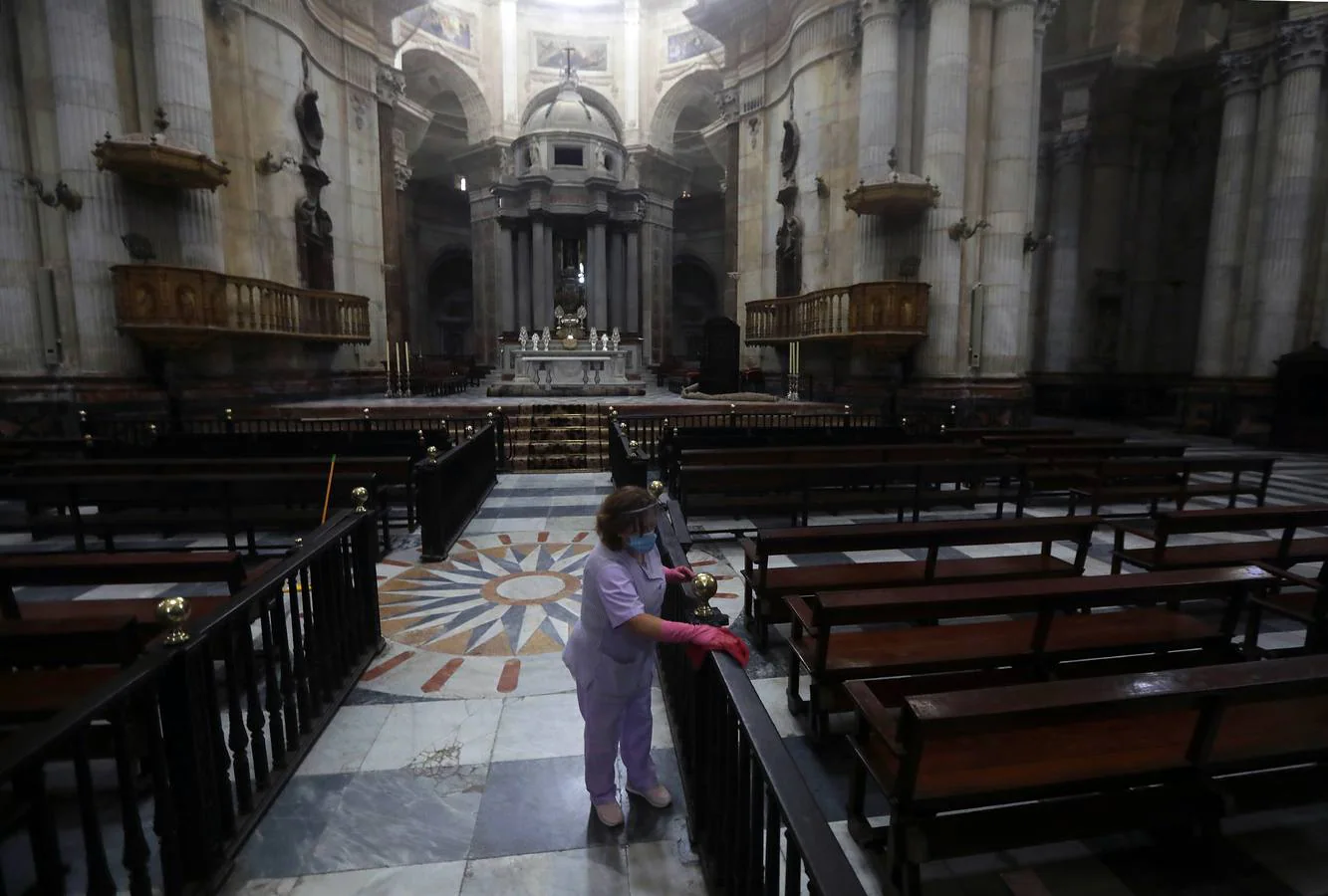 Así se cuida el patrimonio de la Catedral de Cádiz ante el Covid-19