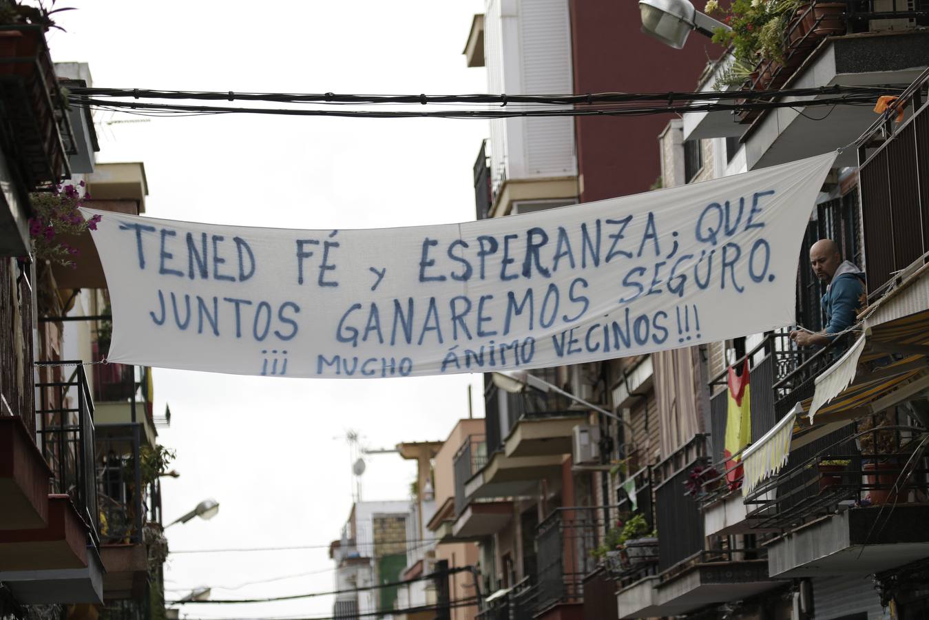 Coronavirus en Sevilla: Su Eminencia, un barrio que no pierde la esperanza