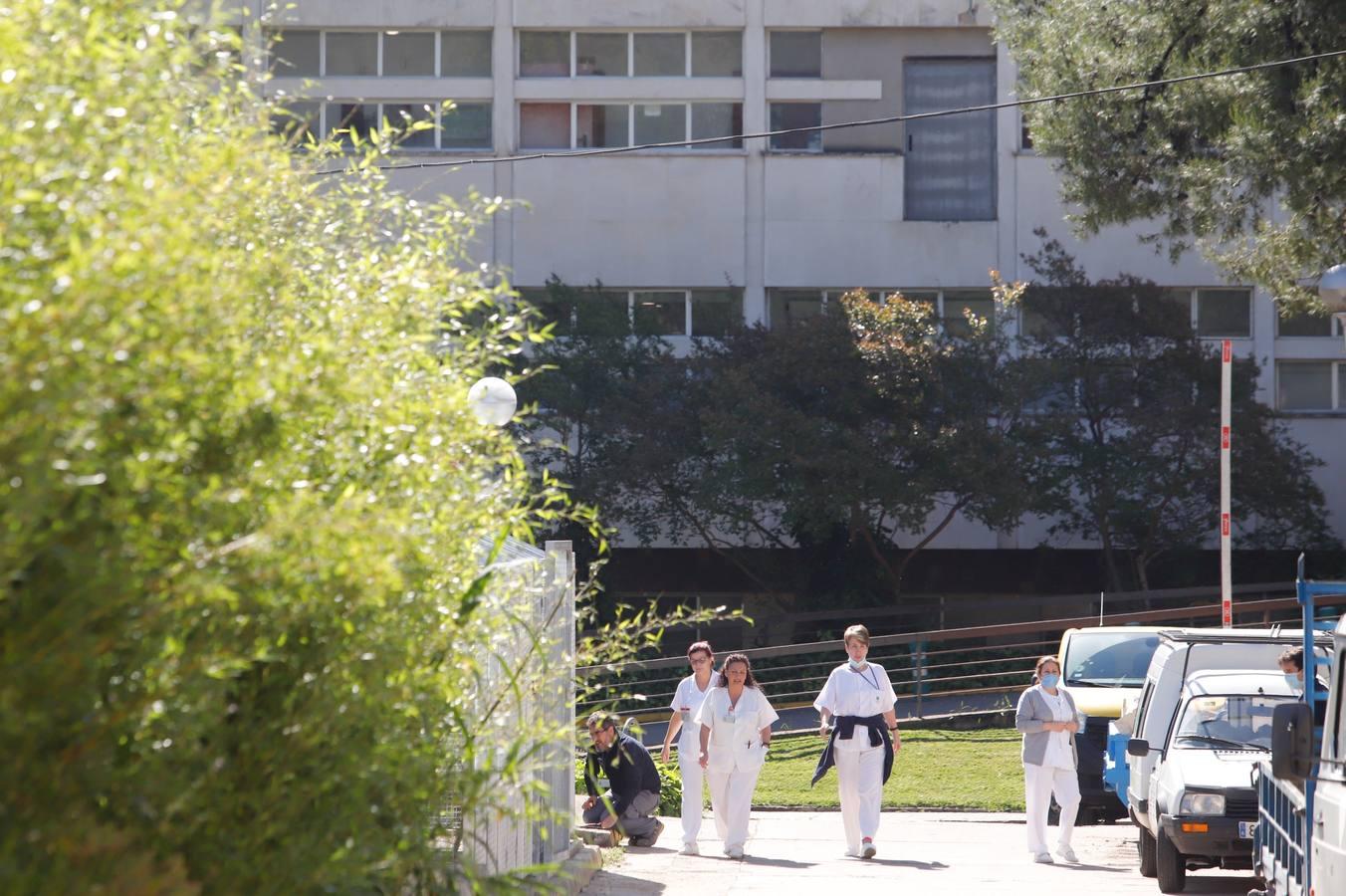 La tensa calma del Hospital Reina Sofía de Córdoba