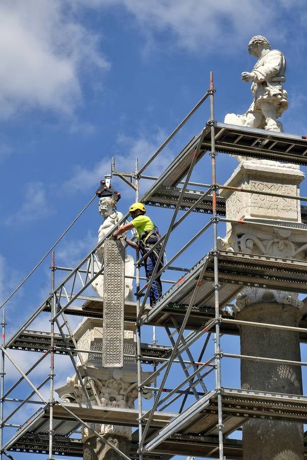 Comienza la restauración de las columnas de Hércules de la Alameda