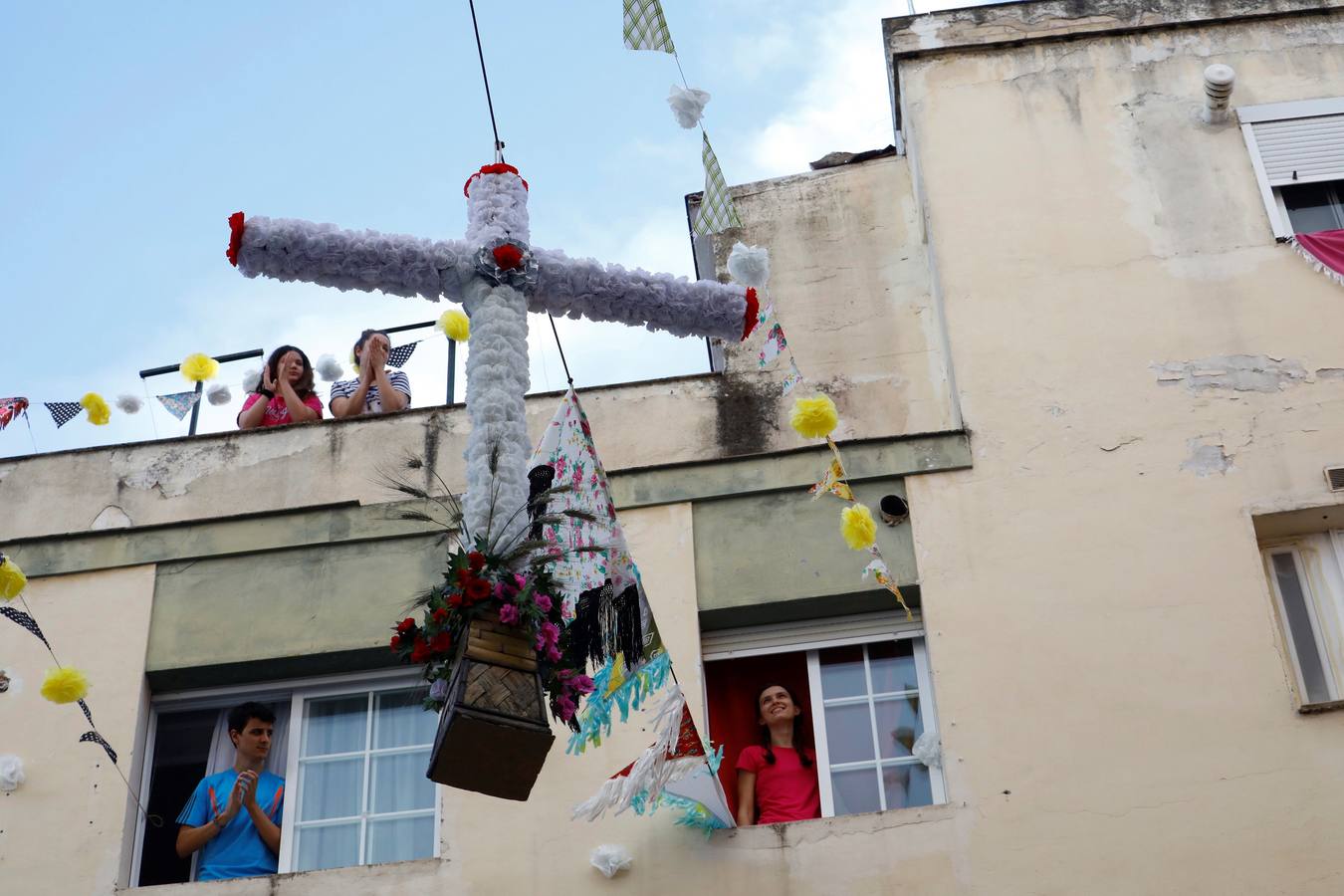 En imágenes, cómo celebra Córdoba las Cruces pese al coronavirus