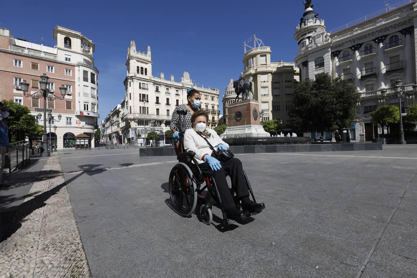 La primera salida de los mayores en Córdoba, en imágenes