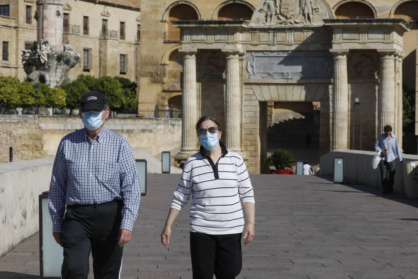 La primera salida de los mayores en Córdoba, en imágenes