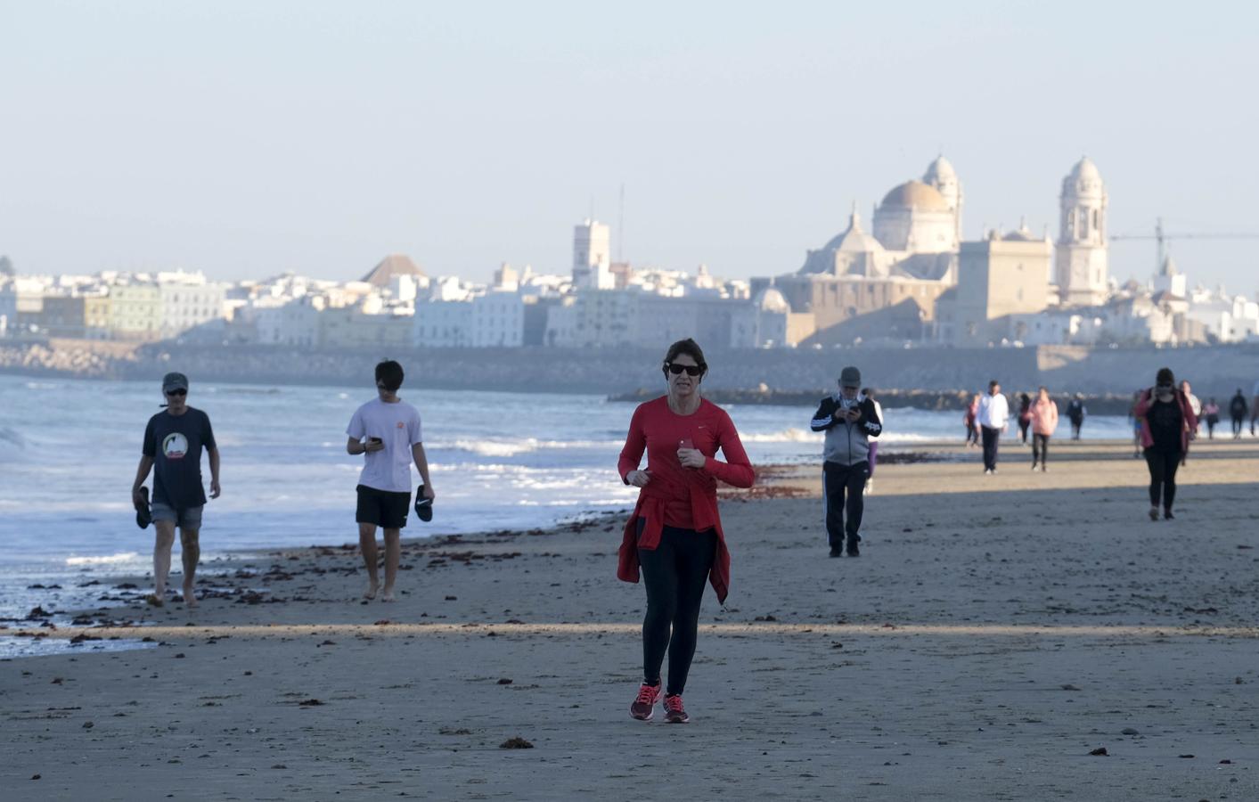 Así ha sido la primera salida de deportistas y mayores a la calle