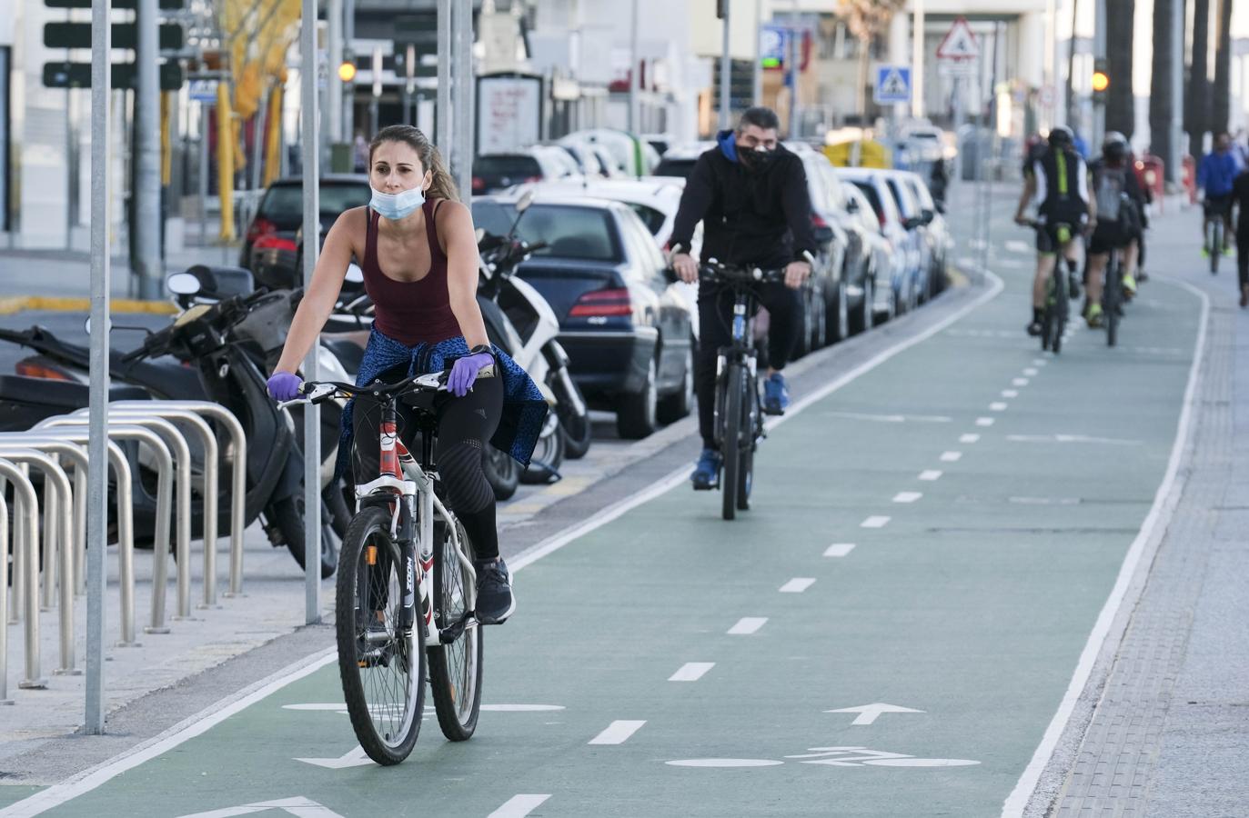 Así ha sido la primera salida de deportistas y mayores a la calle