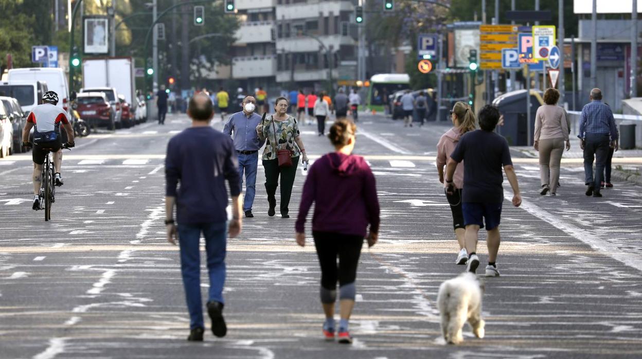 La peatonalización del Paseo de la Victoria de Córdoba, en imágenes