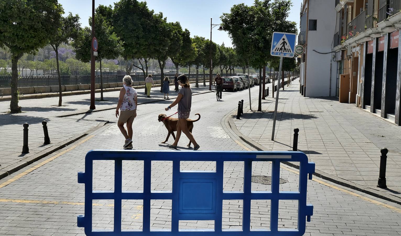 En imágenes, varias calles se peatonalizan tras el confinamiento