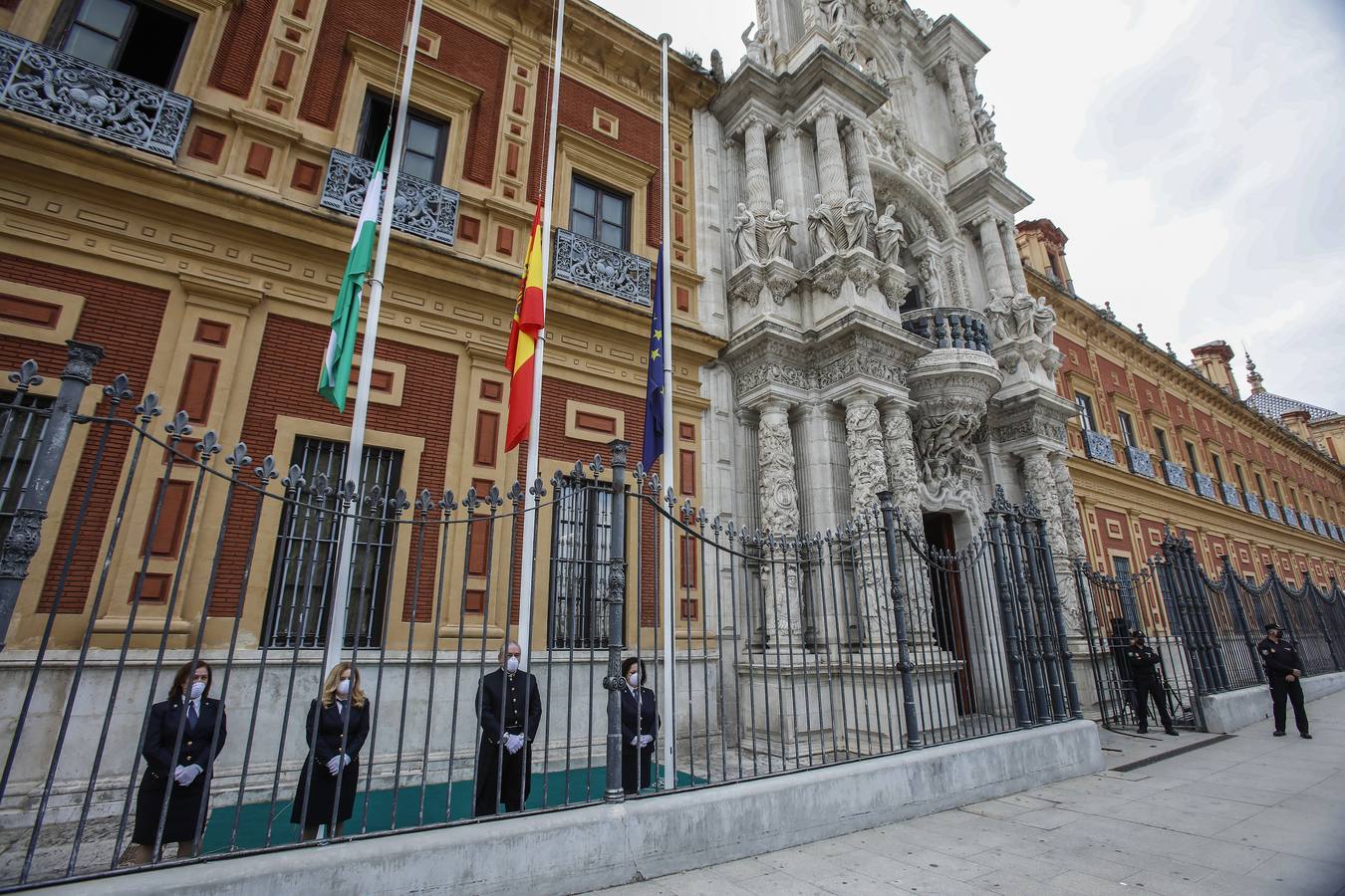 Andalucía, ya de luto oficial por las víctimas del coronavirus