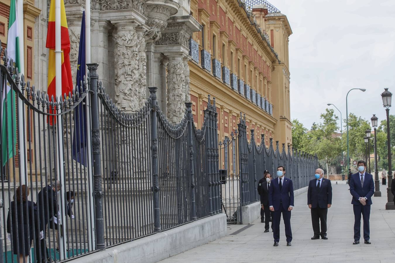 Andalucía, ya de luto oficial por las víctimas del coronavirus