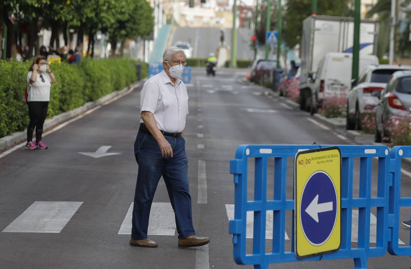 «Buen funcionamiento» del primer día de peatonalización de grandes vías en Sevilla