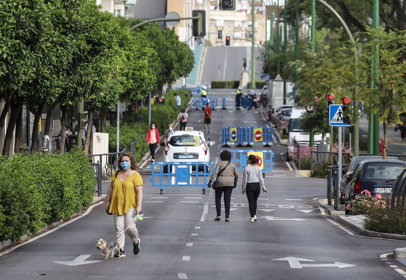 «Buen funcionamiento» del primer día de peatonalización de grandes vías en Sevilla