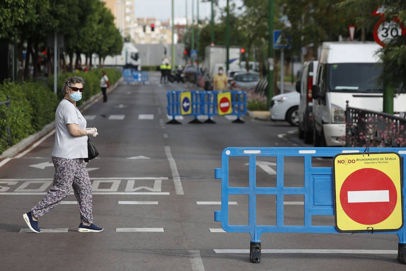 «Buen funcionamiento» del primer día de peatonalización de grandes vías en Sevilla