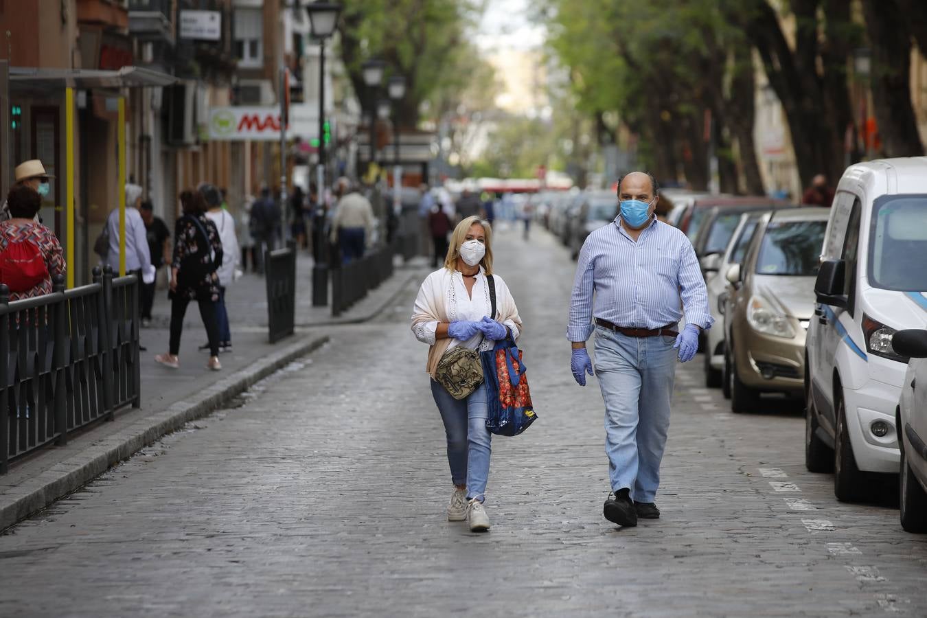 «Buen funcionamiento» del primer día de peatonalización de grandes vías en Sevilla