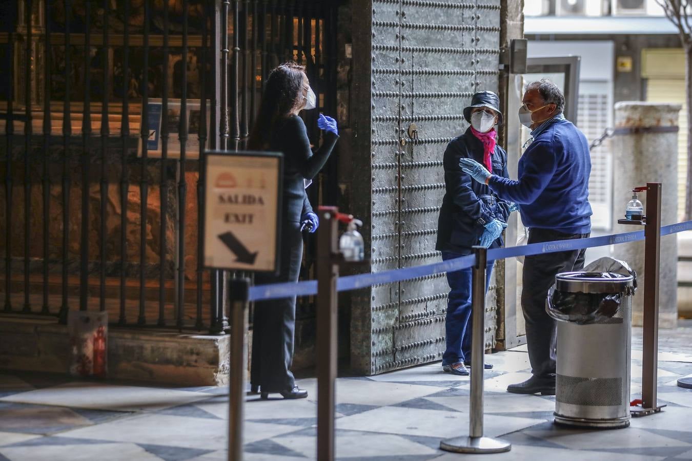 Primeras misas en la Catedral de Sevilla tras entrar en la fase 1 de la «desescalada»