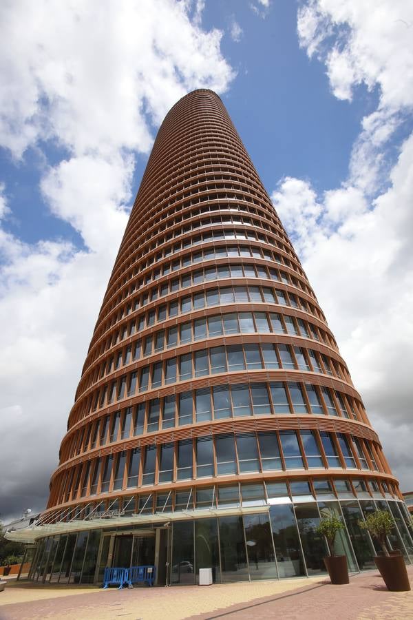 En imágenes, las medidas de seguridad tomadas en Torre Sevilla contra el coronavirus