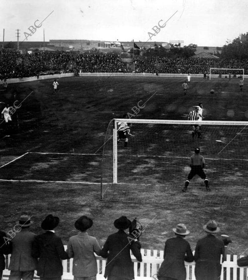 Los primeros partidos en el Viejo Chamartín en los años 20