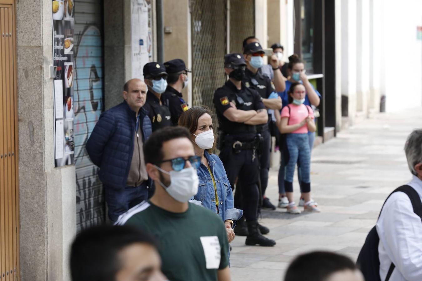 La despedida a Julio Anguita en el Ayuntamiento de Córdoba, en imágenes