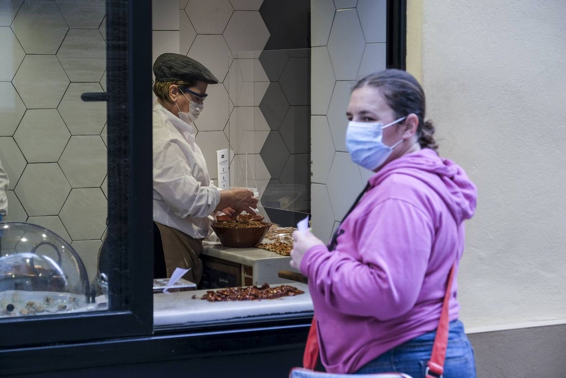 FOTOS: Un sábado gaditano entre el miedo y el regreso a la normalidad