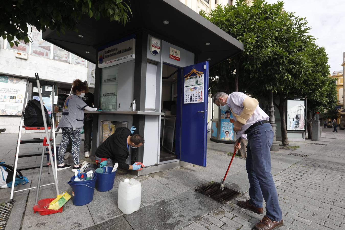 Córdoba recupera el pulso del fin de semana en la Fase 1, en imágenes