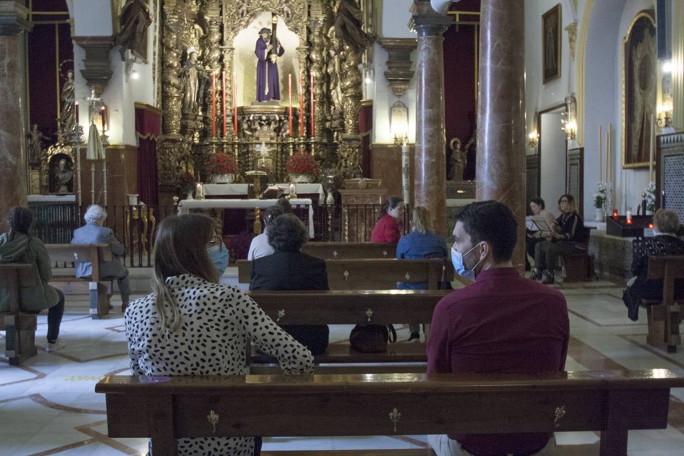 Primer domingo de misas en Sevilla durante la fase 1