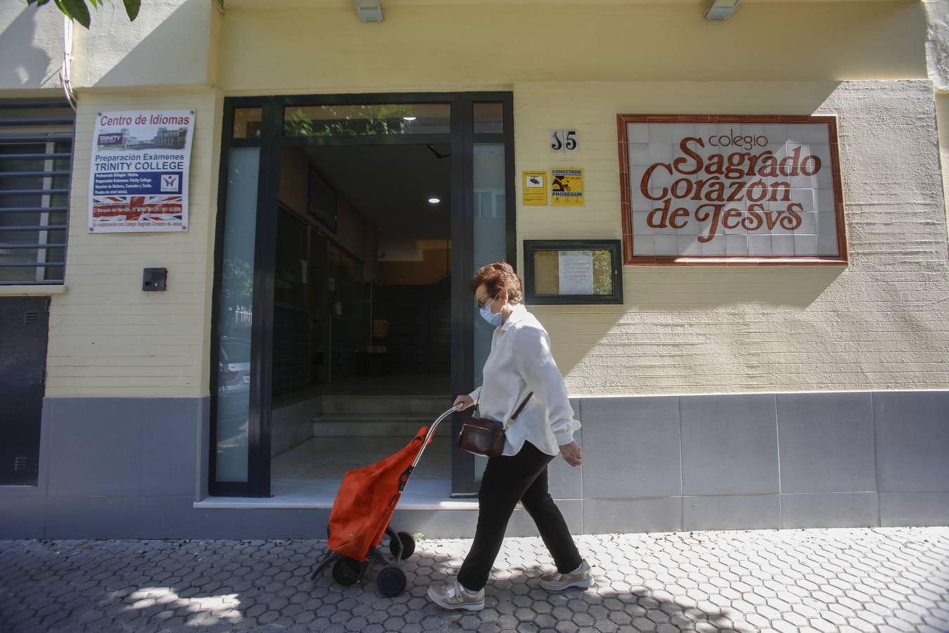 En imágenes, los colegios de Sevilla abren sus puertas para iniciar la escolarización