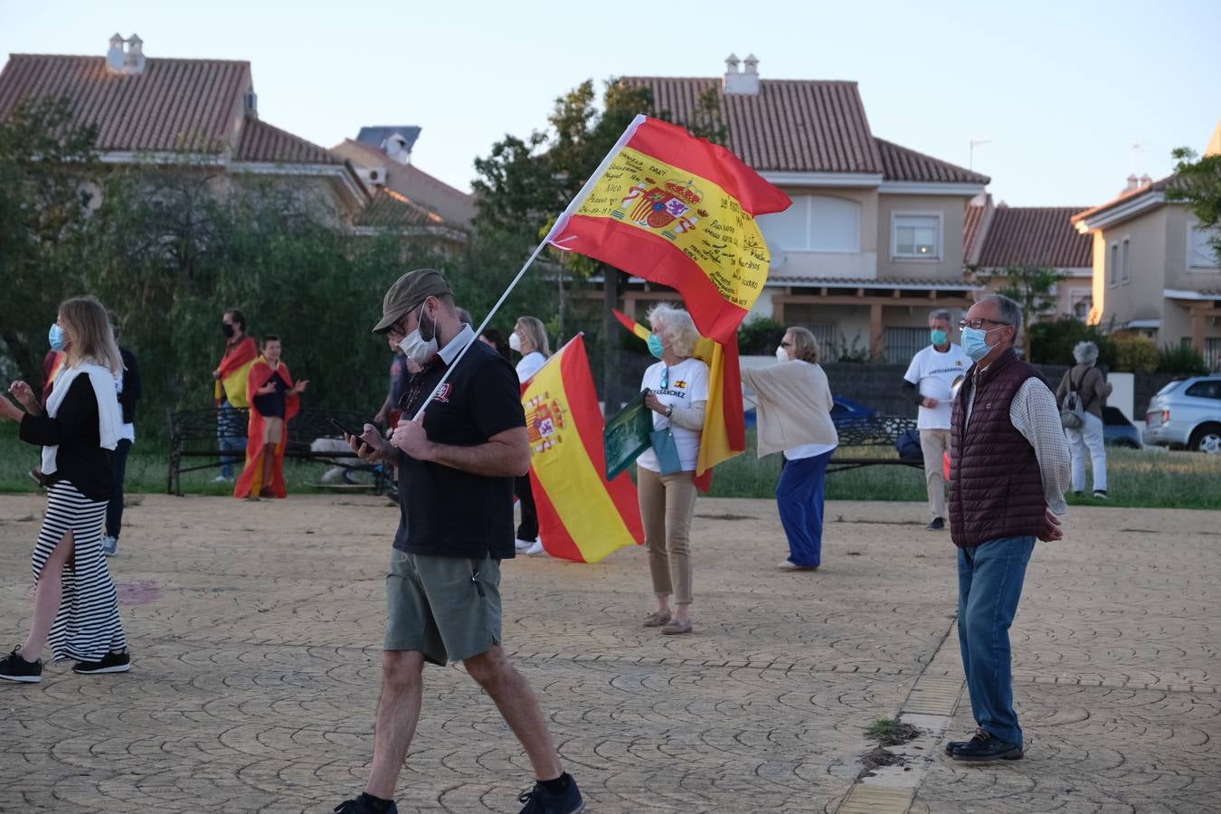 FOTOS: Cacerolada en El Puerto de Santa María contra la gestión de Pedro Sánchez