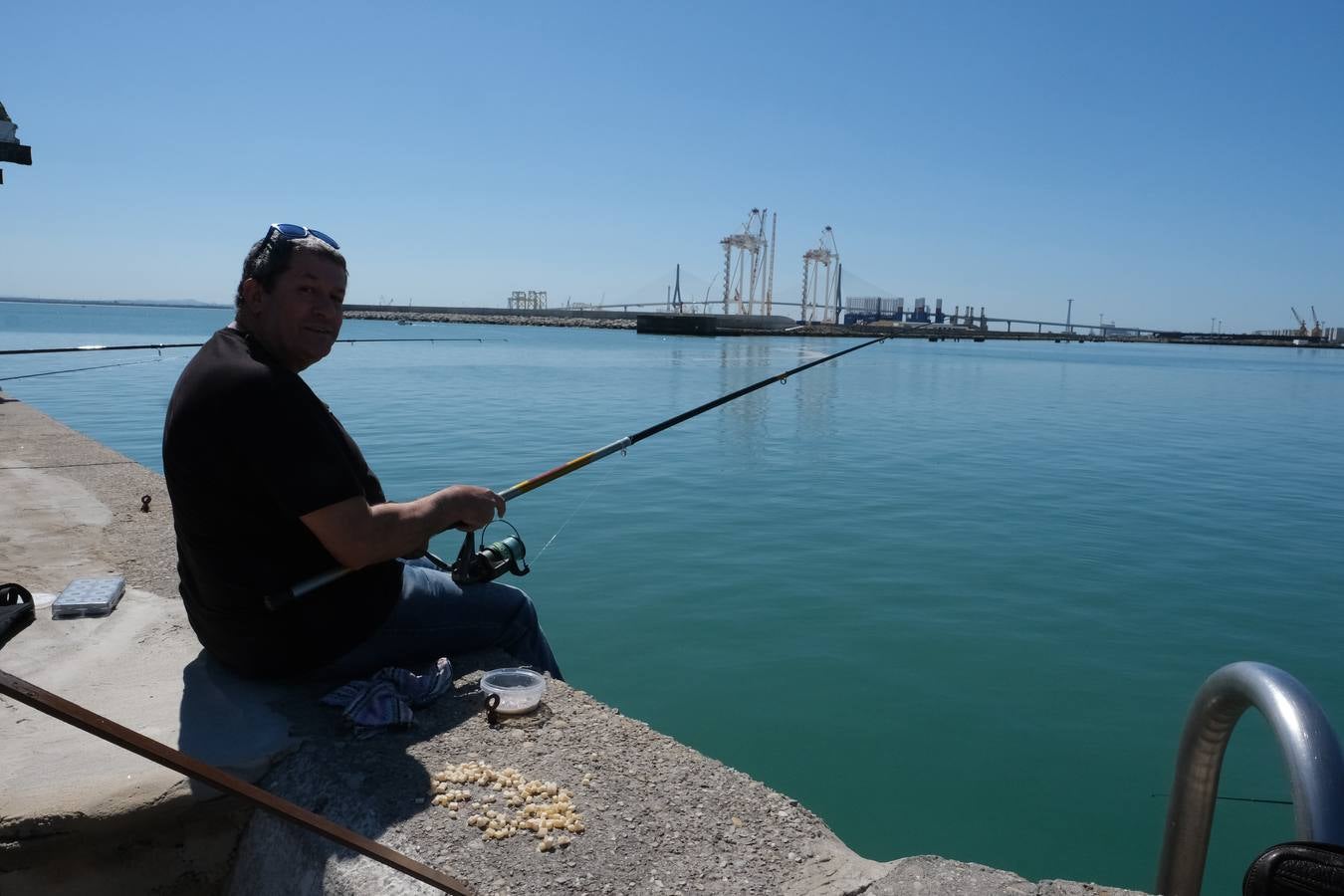 FOTOS: Día a día en Cádiz, en la Fase 1 de la desescalada