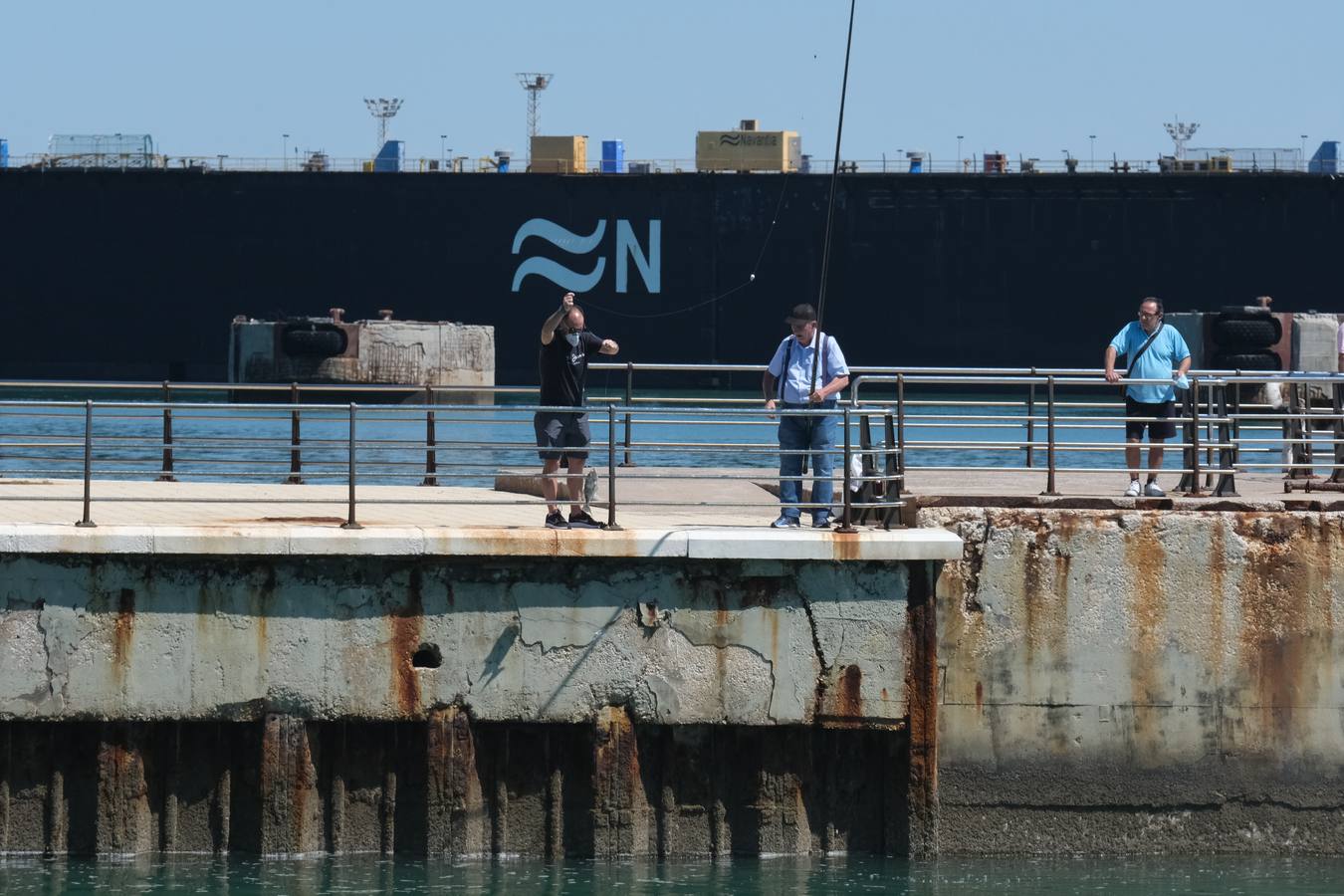 FOTOS: Día a día en Cádiz, en la Fase 1 de la desescalada