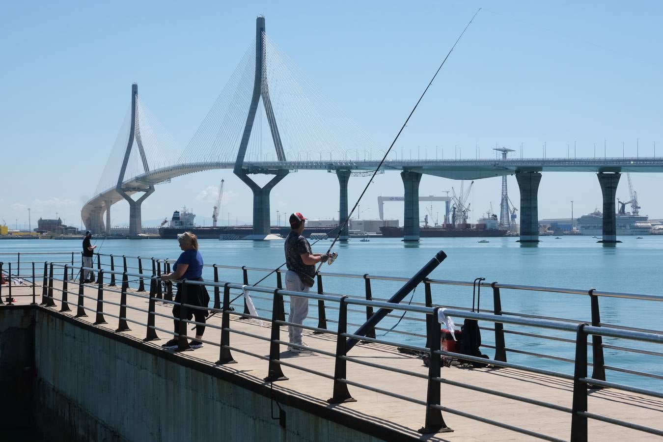 FOTOS: Día a día en Cádiz, en la Fase 1 de la desescalada